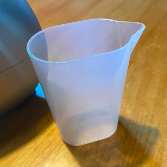 Saje Wellness Aroma Breeze Champagne Diffuser - Picture 5 of 7